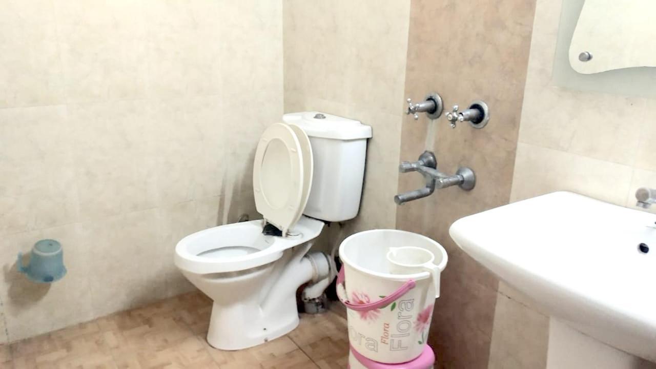 Hotel Milan Deluxe Νέο Δελχί Εξωτερικό φωτογραφία